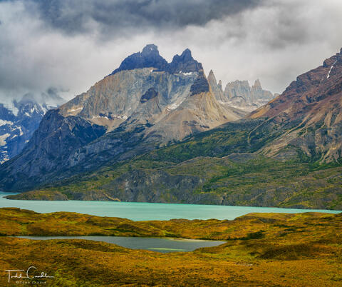 Cuernos Rise Above Lago Nordenskjöld