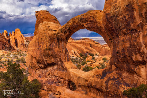 Double-O Arch