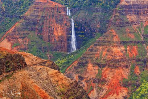 Waipo'o Falls (horizontal)