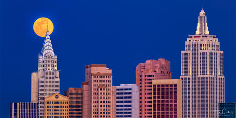New York, New York Moonrise