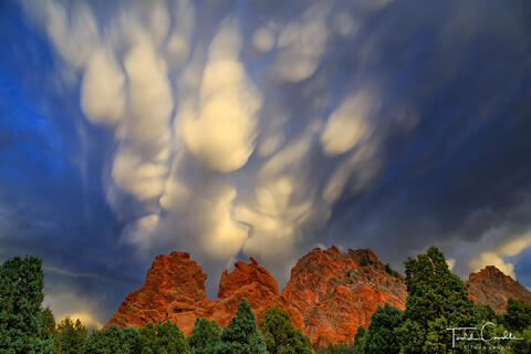 Mammatus Sunset (horizontal)