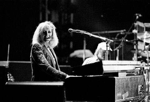 Fleetwood Mac #90-04