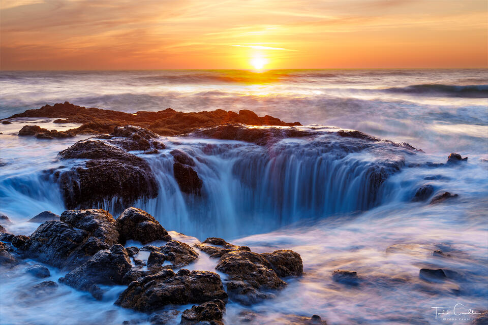 Thor's Well at Sunset print
